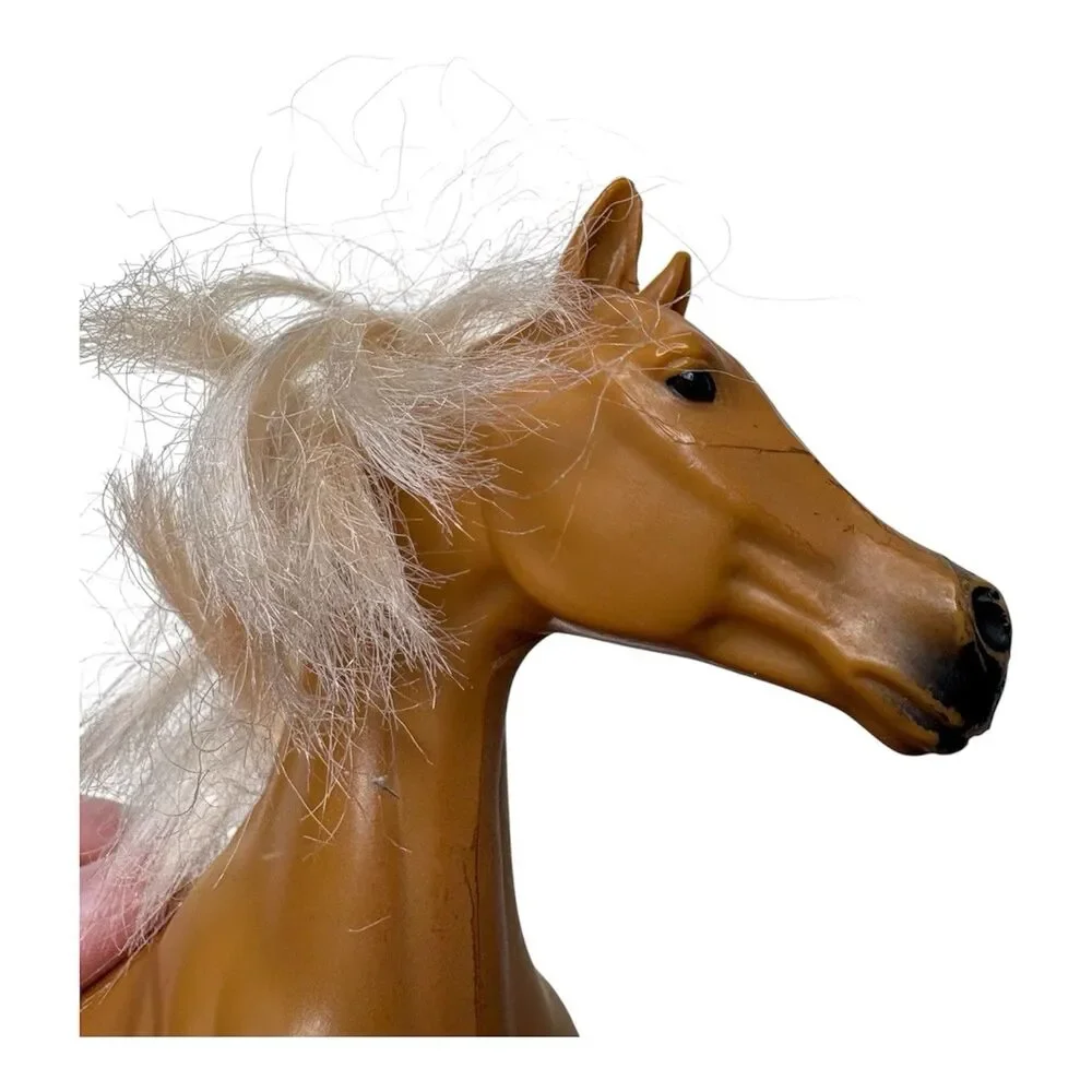 Vintage Dallas Golden Palomino Horse Mattel 1980 Barbie In Good Condition